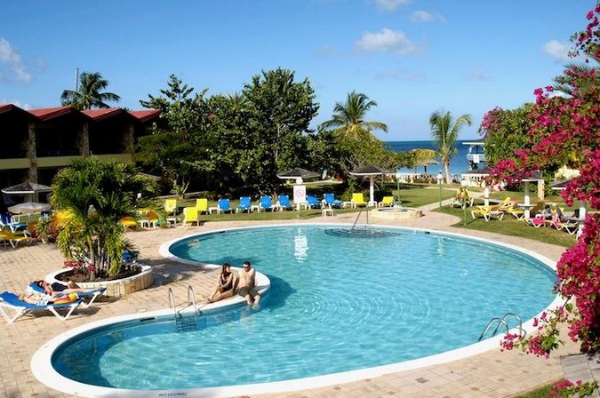 Фото отеля Rex Halcyon Cove Resort 3*