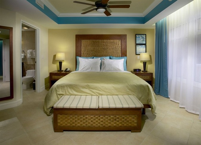 Фото отеля Divi Aruba Phoenix Beach Resort 4*