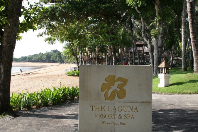Фото отеля The Laguna, A Luxury Collection Resort Spa 5* - отдых в Индонезии