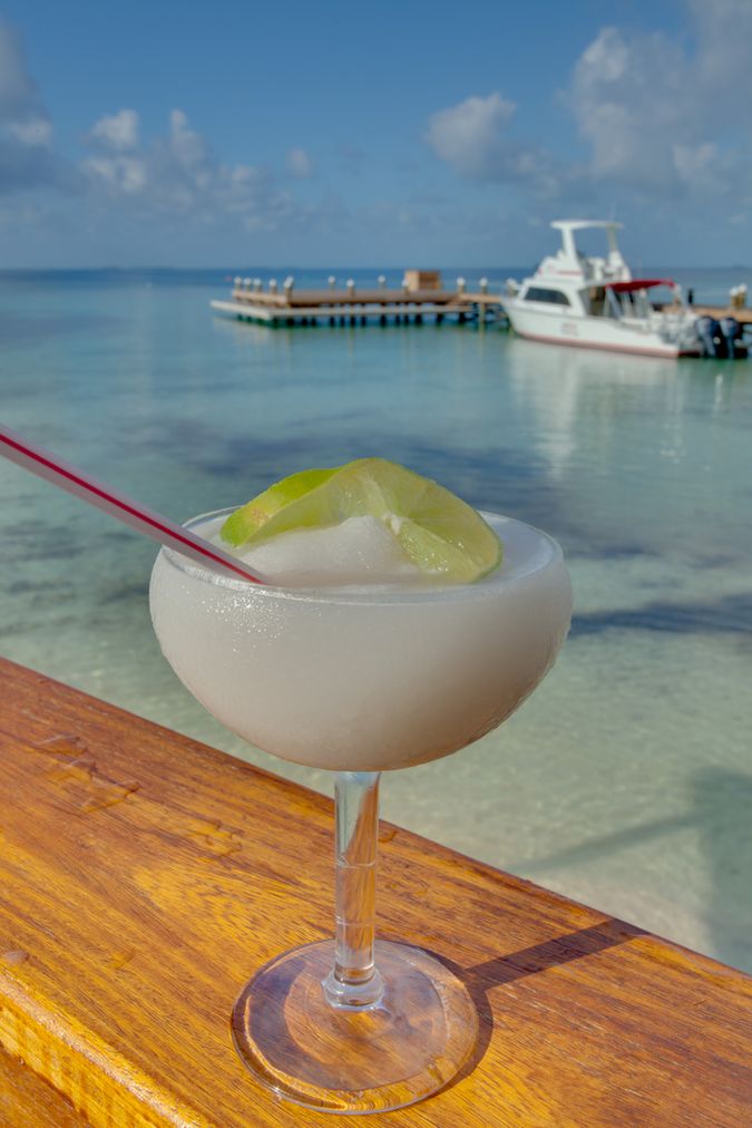 Фото отеля Hatchet Caye Belize Private Island Resort 5* Белиз