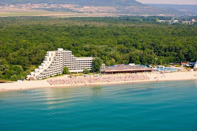 Отель GERGANA 4* - отдых в Болгарии САН-ТУР