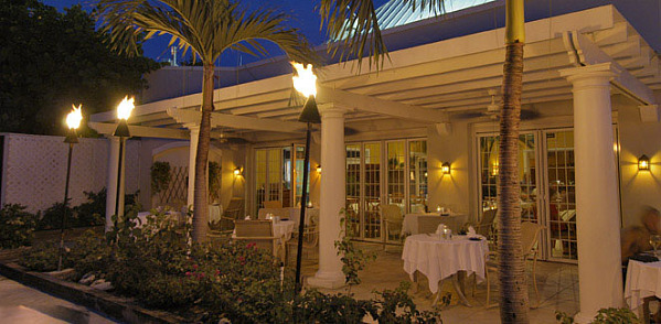 Фото отеля Grand Cayman Beach Suites 5*