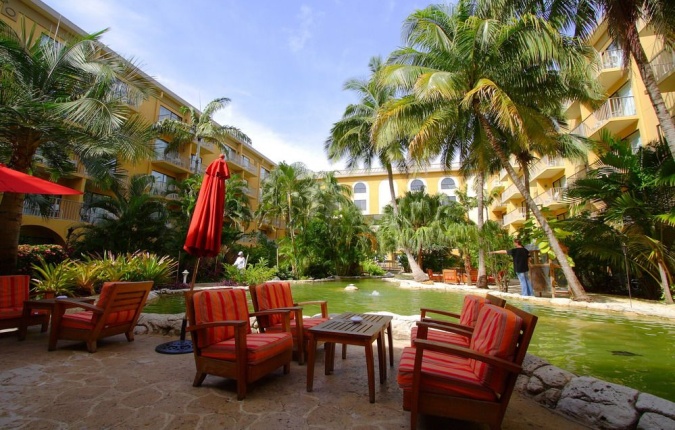 Фото Отеля GRAND CAYMAN MARRIOTT BEACH RESORT HOTEL 5* Каймановые острова