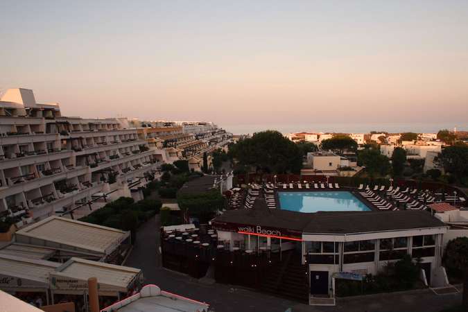 нудистские туры во Францию - фото нудистского отеля Cap D Agde 4* САН-ТУР