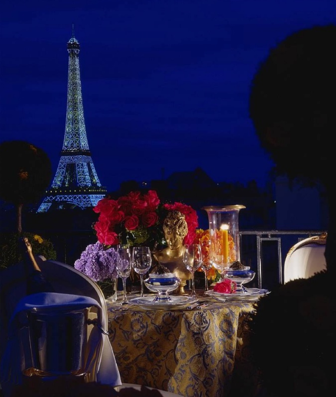 FOUR SEASONS HOTEL GEORGE V PARIS 5*