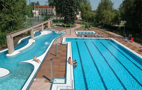 Holiday Beach Budapest Wellness & Conference Hotel 4* () -   
