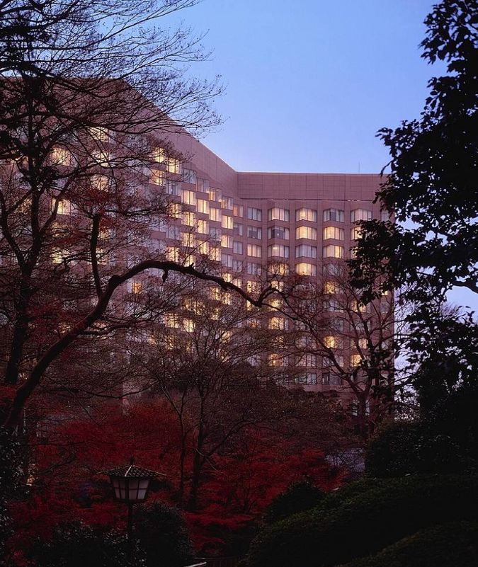 FOUR SEASONS HOTEL TOKYO AT CHINZAN-SO 5*