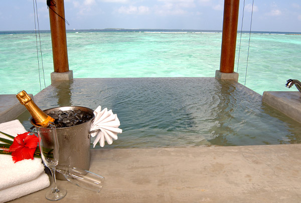 FULL MOON MALDIVES 5* - WATER SUITE