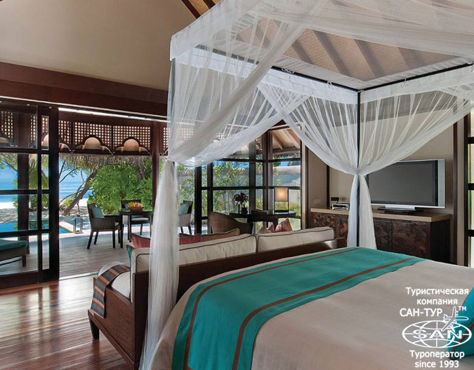 Отель Four Seasons Resort Maldives At Kuda Huraa 5* - Sunset Family Beach Bungalow With Pool