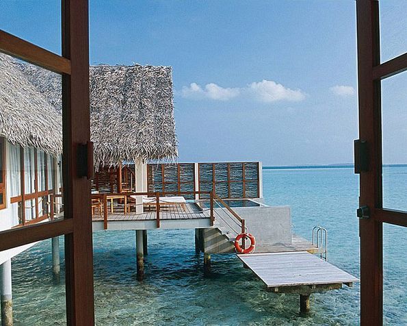 FOUR SEASONS RESORT MALDIVES AT LANDAA GIRAAVARU HOTEL 5* <br>Water Villa with Plunge Pool