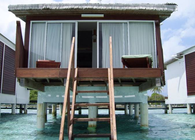 Туры на Мальдивские острова  CHAAYA LAGOON HAKURAA HURAA HOTEL 4*