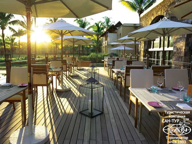 Фото отеля Outrigger Mauritius Resort and Spa 5* Маврикий
