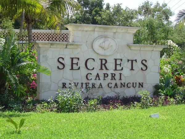   Secrets Capri Riviera Cancun 5* 