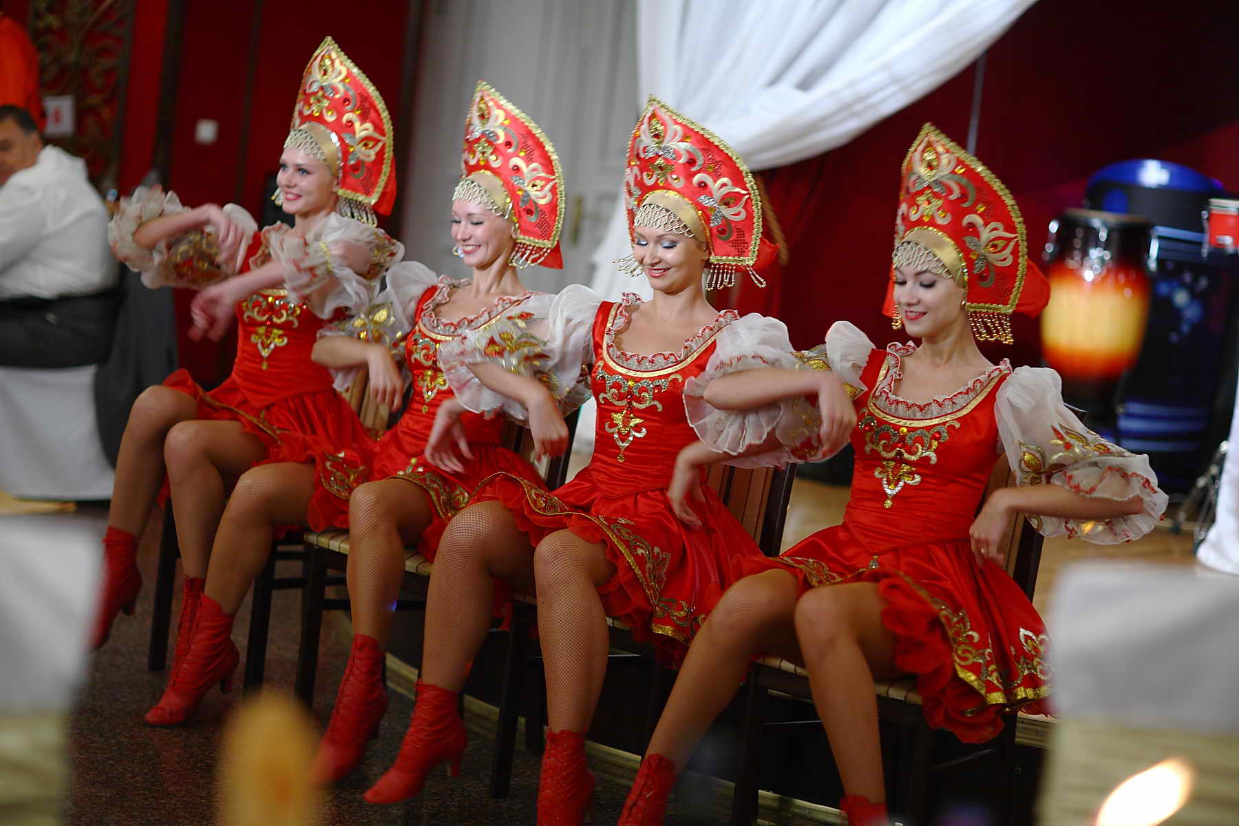 Русский народный танец девушки