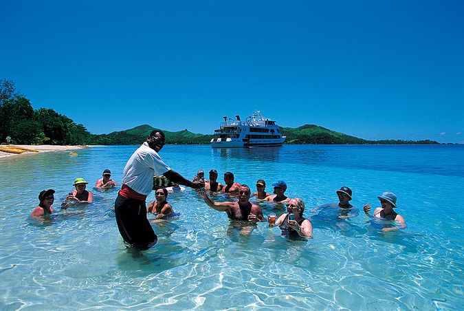 BLUE LAGOON CRUISE FIJI ISLAND - круиз по Фиджи от САН-ТУР